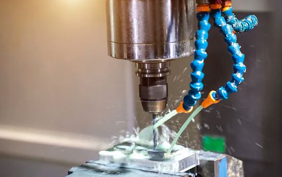 型材加工中心是如何推動(dòng)高端裝備制造業(yè)轉(zhuǎn)型升級(jí)的？